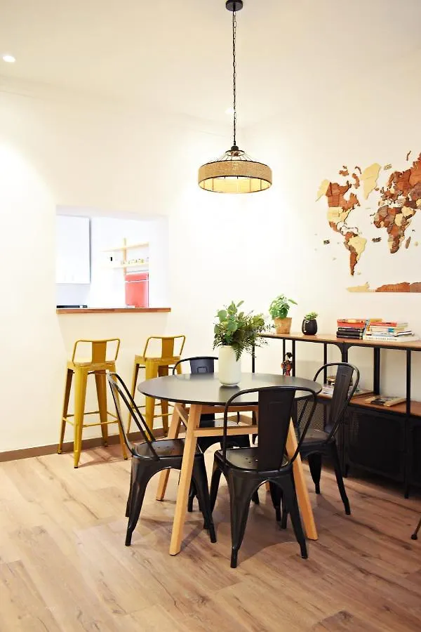 Apartamento Antares Edificio Centrico De 1800 Málaga
